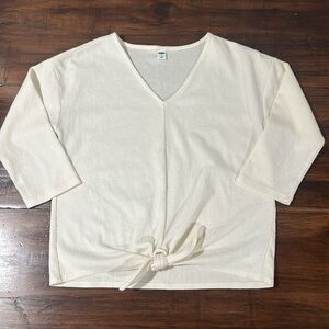 Women’s V-neck Sweater Size Small